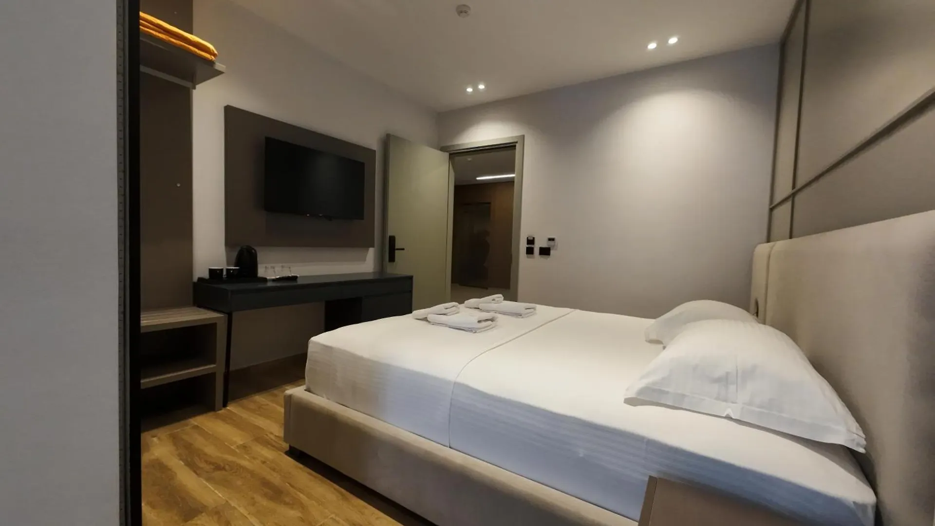 Hotel Boutique Onix Ksamil 4*,  Albania
