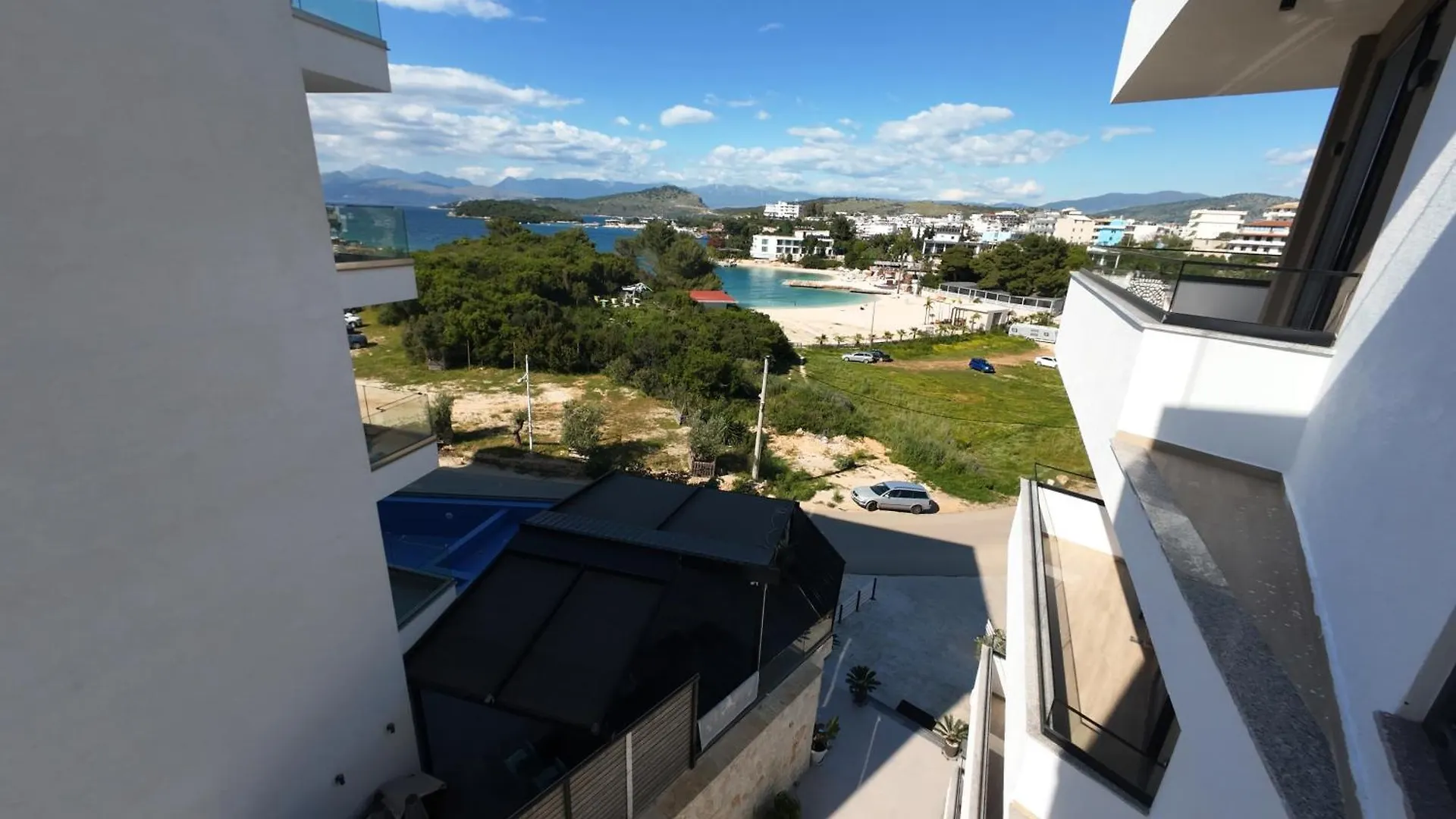 Hotel Boutique Onix Ksamil 0*,