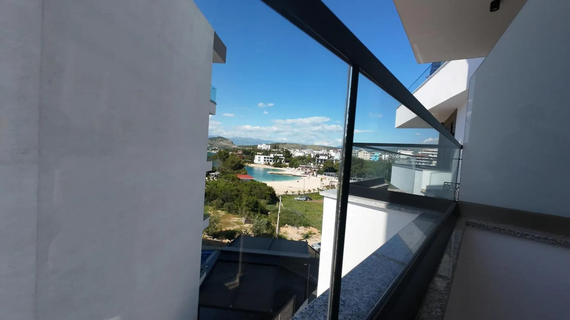 Hotel Boutique Onix Ksamil 0*,